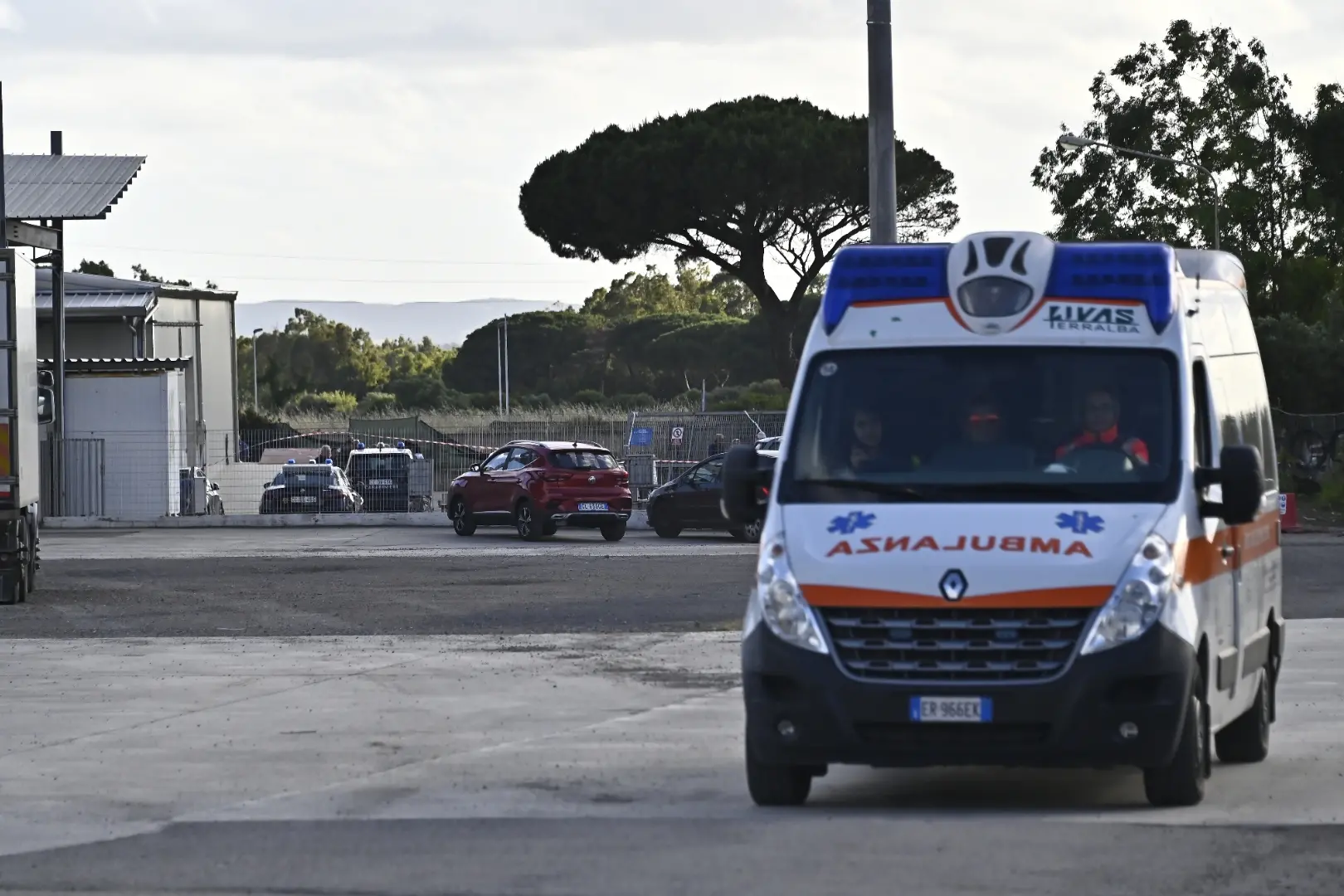 Il piazzale dove è avvenuto l'incidente costato la vita ad Antonio Meloni