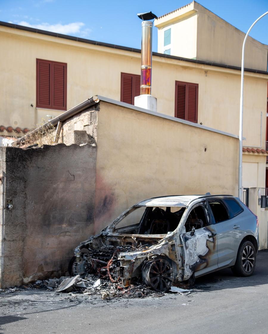 Distrutta in un attentato l’auto di un ingegnere di Talana