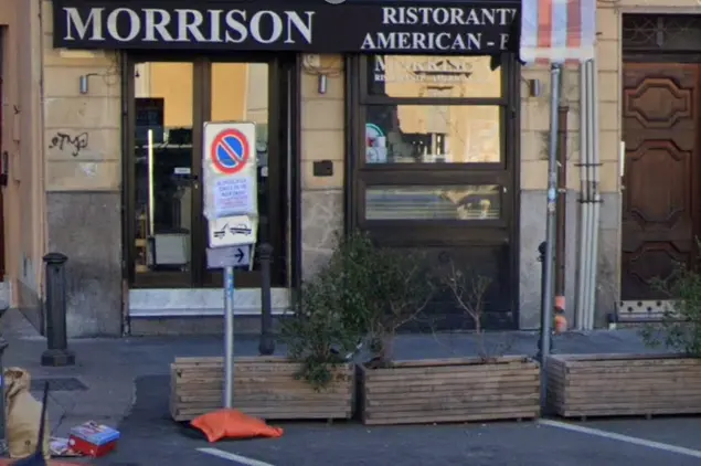 Il &quot;Morrison&quot; in piazza Yenne (foto Google Maps)