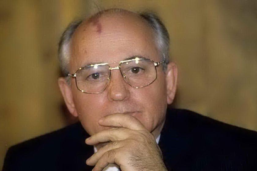#AccaddeOggi: 15 ottobre 1990, Gorbacev riceve il Premio Nobel per la Pace