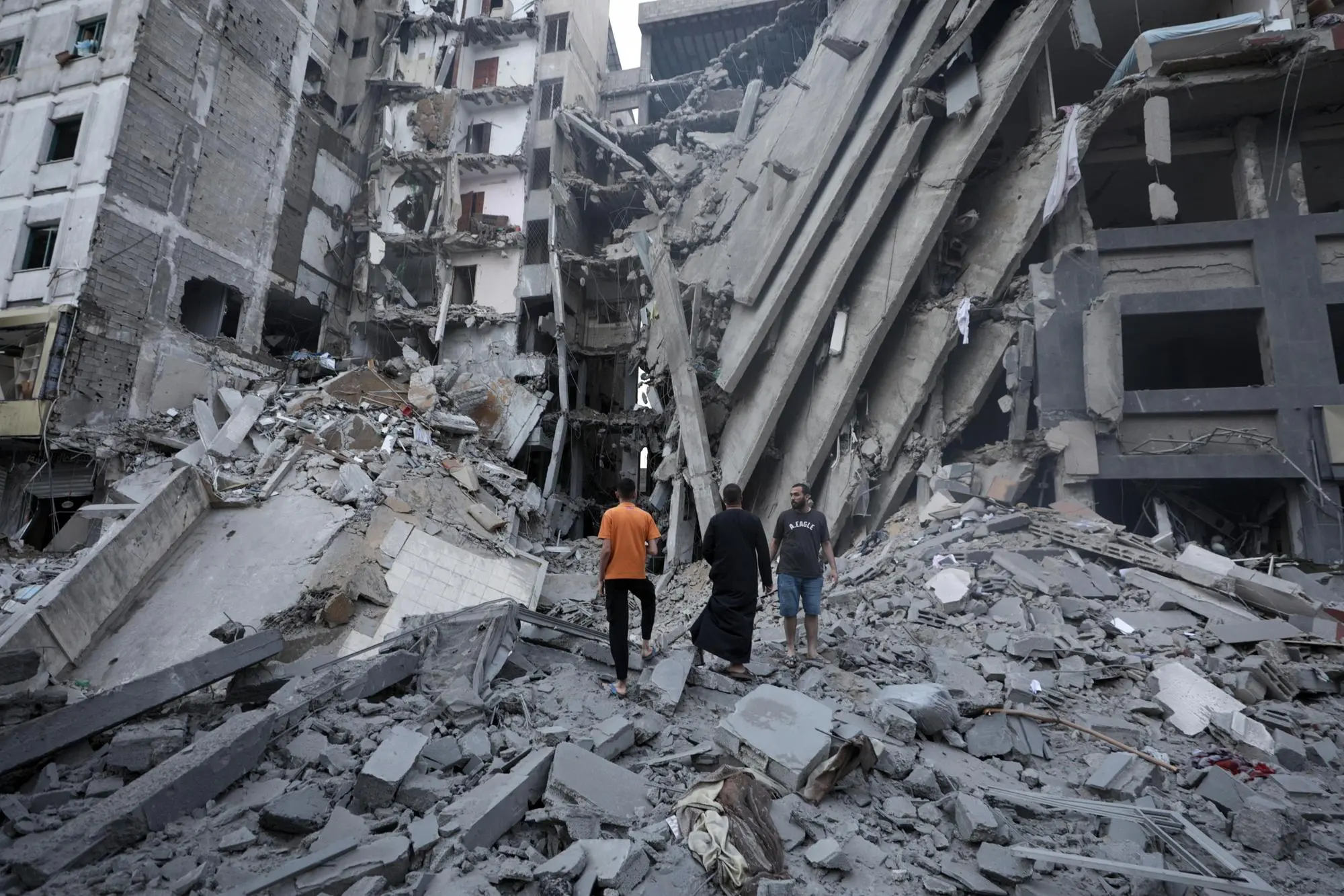 Distruzione a Gaza dopo le rappresaglie di Israele (Ansa-Epa)