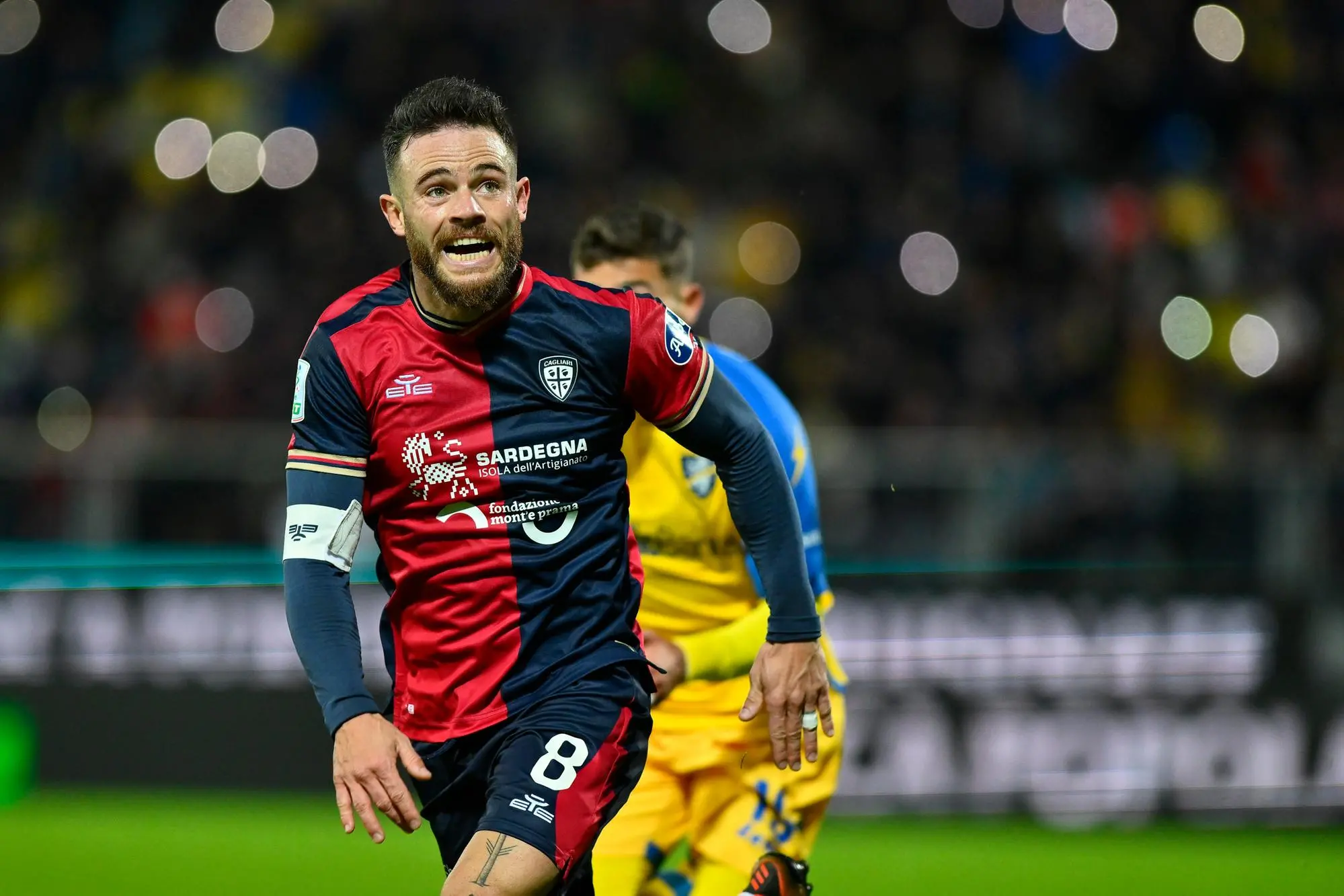 Nahitan Michel Nández Acosta (Cagliari Calcio) durante la partita di calcio della 14 giornata di Serie B italiana, Frosinone Calcio vs Cagliari Calcio allo stadio Benito Stirpe di Frosinone, Italia, 27 Novembre 2022. ANSA/Domenico Cippitelli