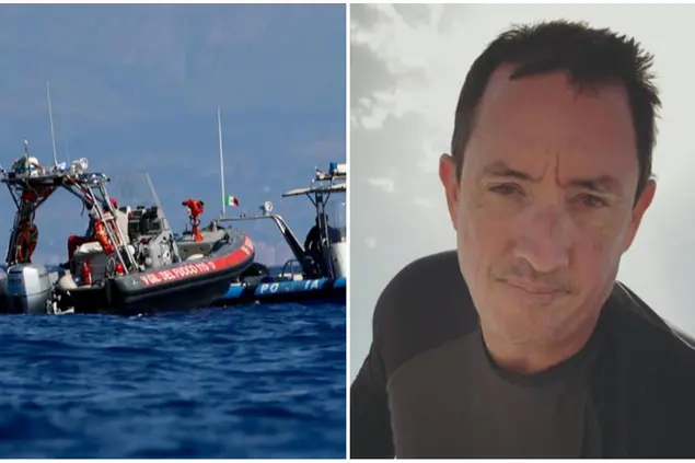 A destra il comandante del Bayesian (foto Ansa)