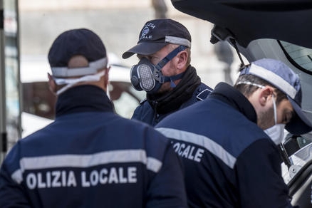 Polizia Locale (Ansa - Zennaro)