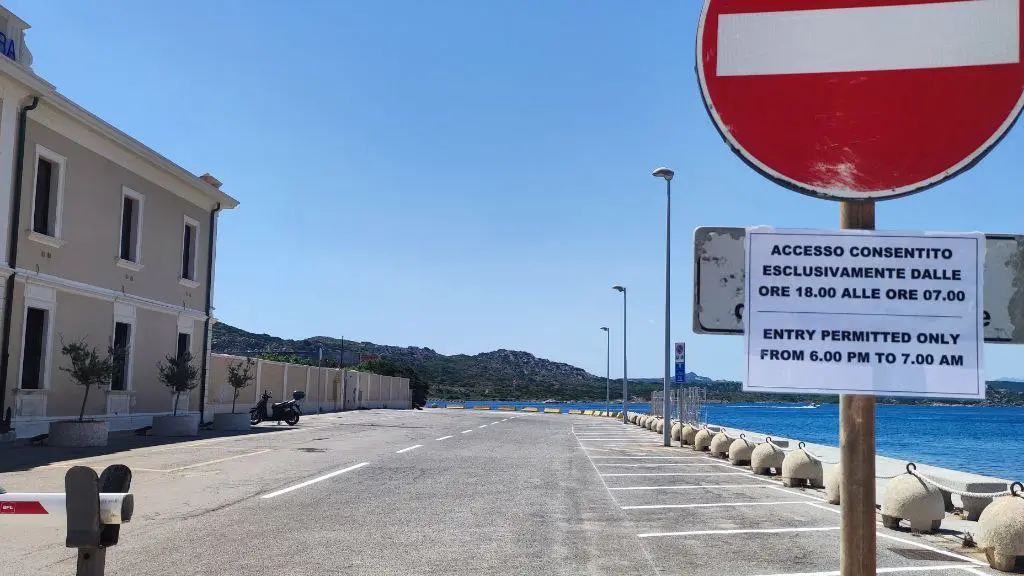 https://immagini.unionesarda.it/version/c:ODkwZDkxOTMtYTc5NS00:ZjY3NTc0YWYtZDZhYS00/image.webp?f=16:9