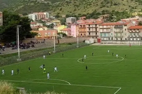 I lavori al \"Campo Italia\" di Bosa (foto Corrias)