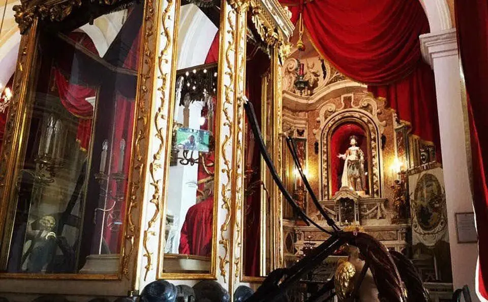 Sant'Efisio, è il giorno della grande festa per i sardi (foto da Twitter)