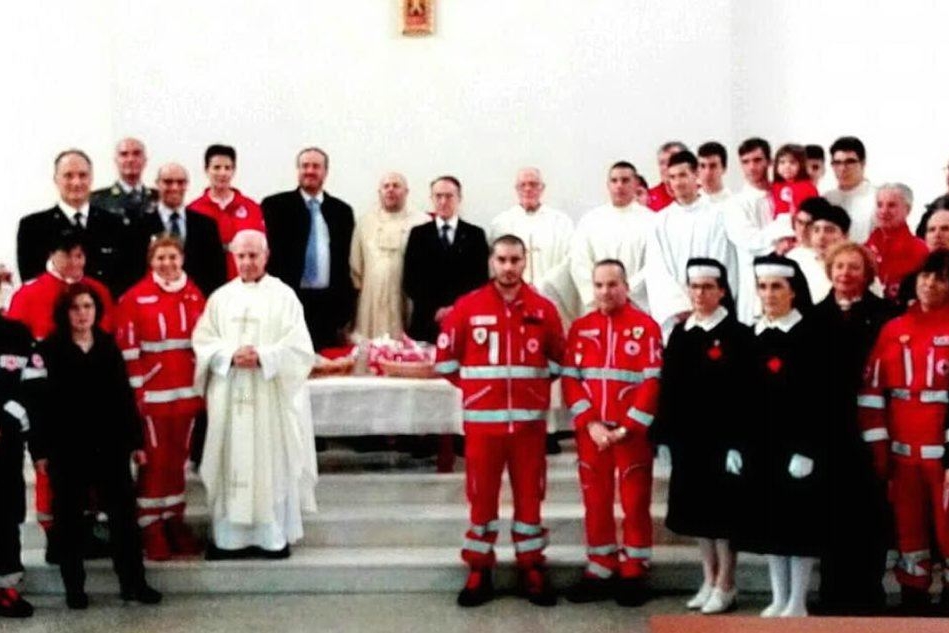 Oristano, la Croce rossa dona un defibrillatore al Seminario arcivescovile