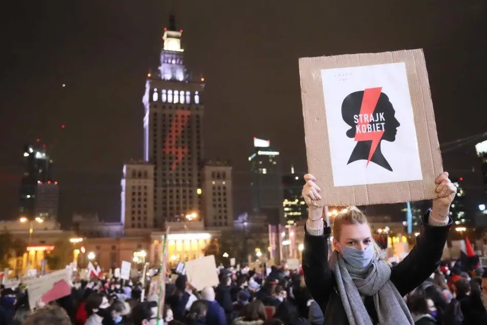 La manifestazione a Varsavia (Ansa)