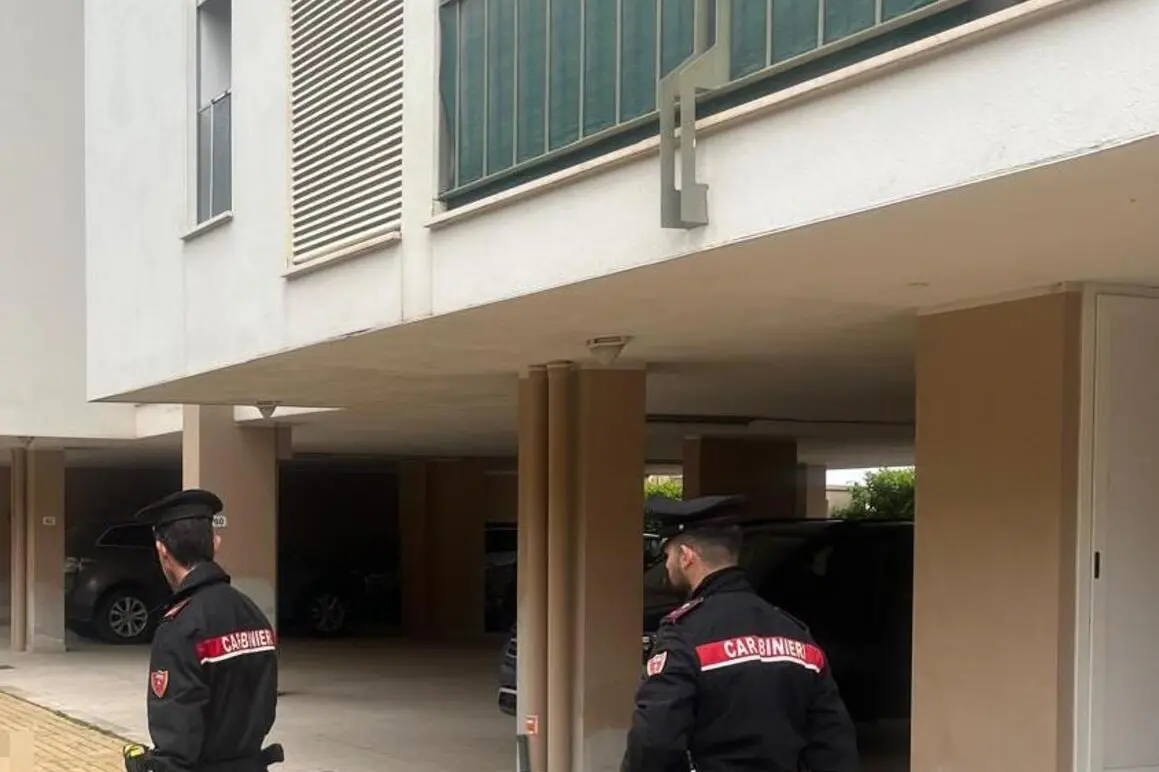 Selargius, donna precipita dal terzo piano: omicidio?