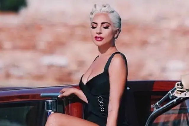 Lady Gaga a Venezia come una star (foto da Twitter)