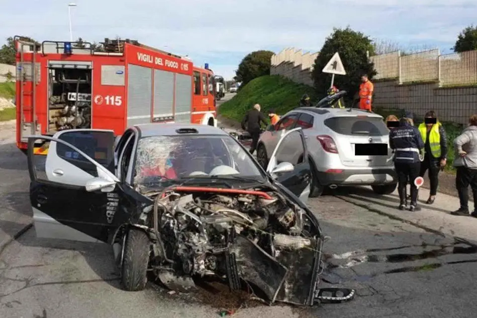 L'incidente (foto L'Unione Sarda - Calvi)
