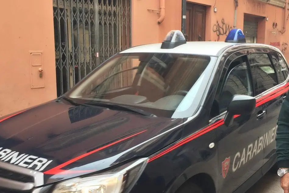 Una radiomobile dei carabinieri (foto Elia Sanna)