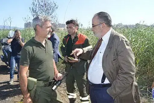 In sindaco Delunas insieme alla Forestale a Molentargius