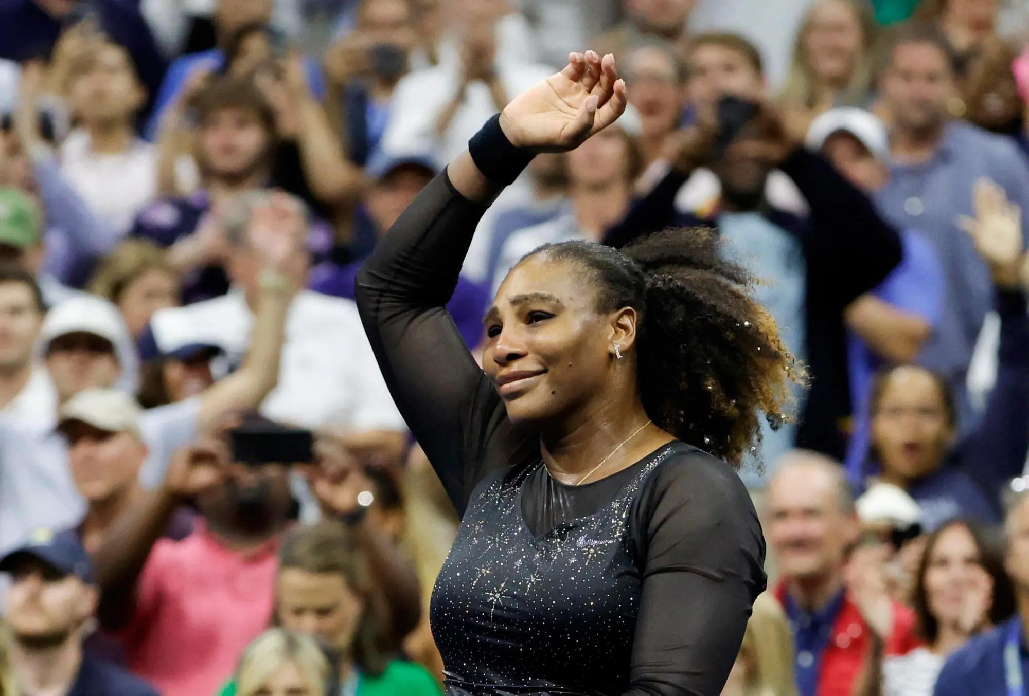 Serena Williams dà l'addio al tennis (EPA/JASON SZENES)