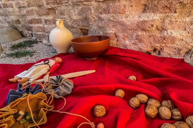 Gli oggetti realizzati dai bambini (foto Pala)