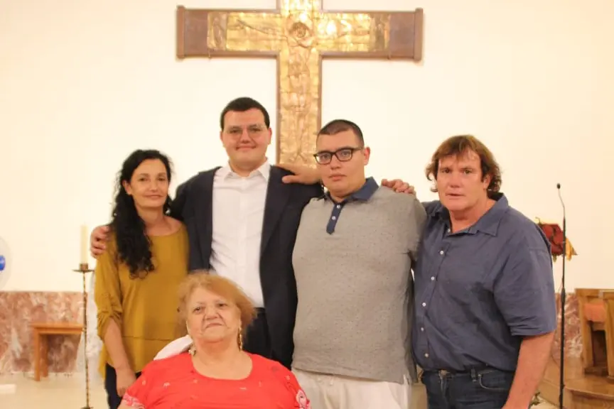 Don Alessandro con la famiglia nel giorno dell'ammissione agli Ordini Sacri