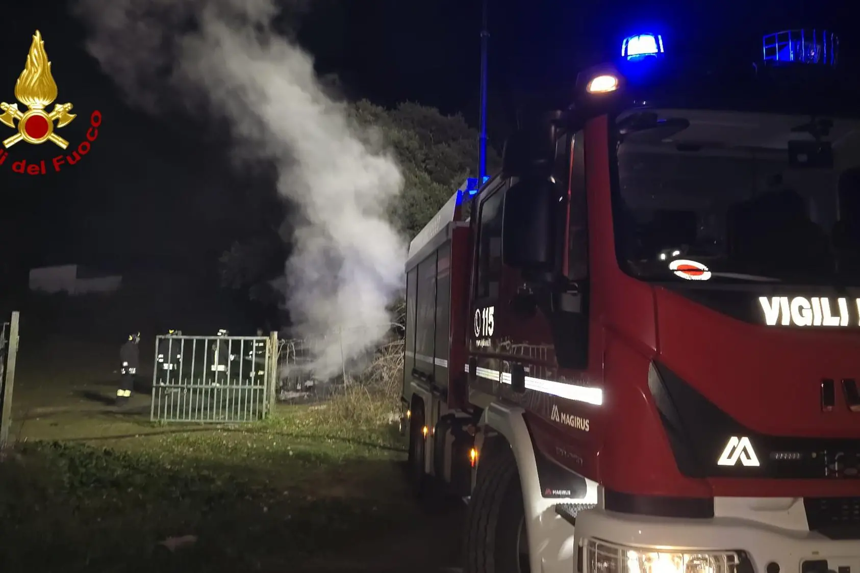 L'auto incendiata a Sarule