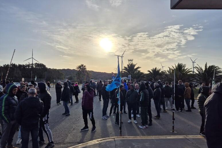 Metalmeccanici Sulcis sul piede di guerra: «Presi in giro dalla politica». Riparte la mobilitazione