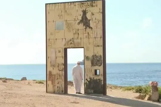 Papa Leone XIV con i migranti alla Porta d'Europa a Lampedusa