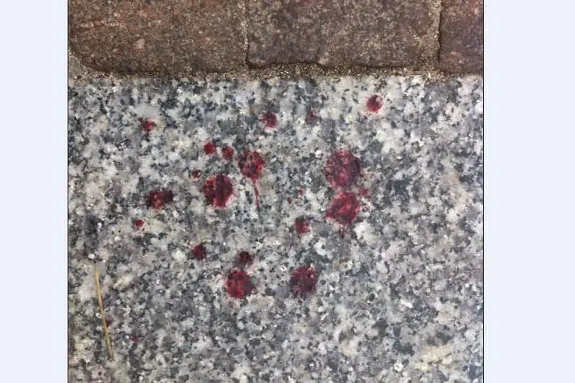 Le chiazze di sangue trovate in centro a Oristano