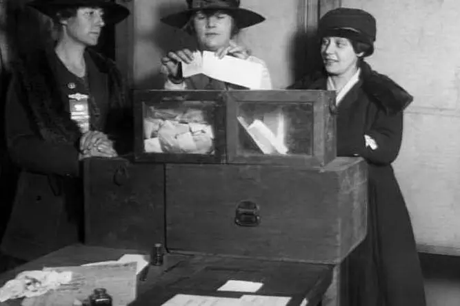 #AccaddeOggi: il 1 febbraio 1945 viene pubblicato sulla Gazzetta il decreto sul suffragio universale. Le donne hanno diritto di voto