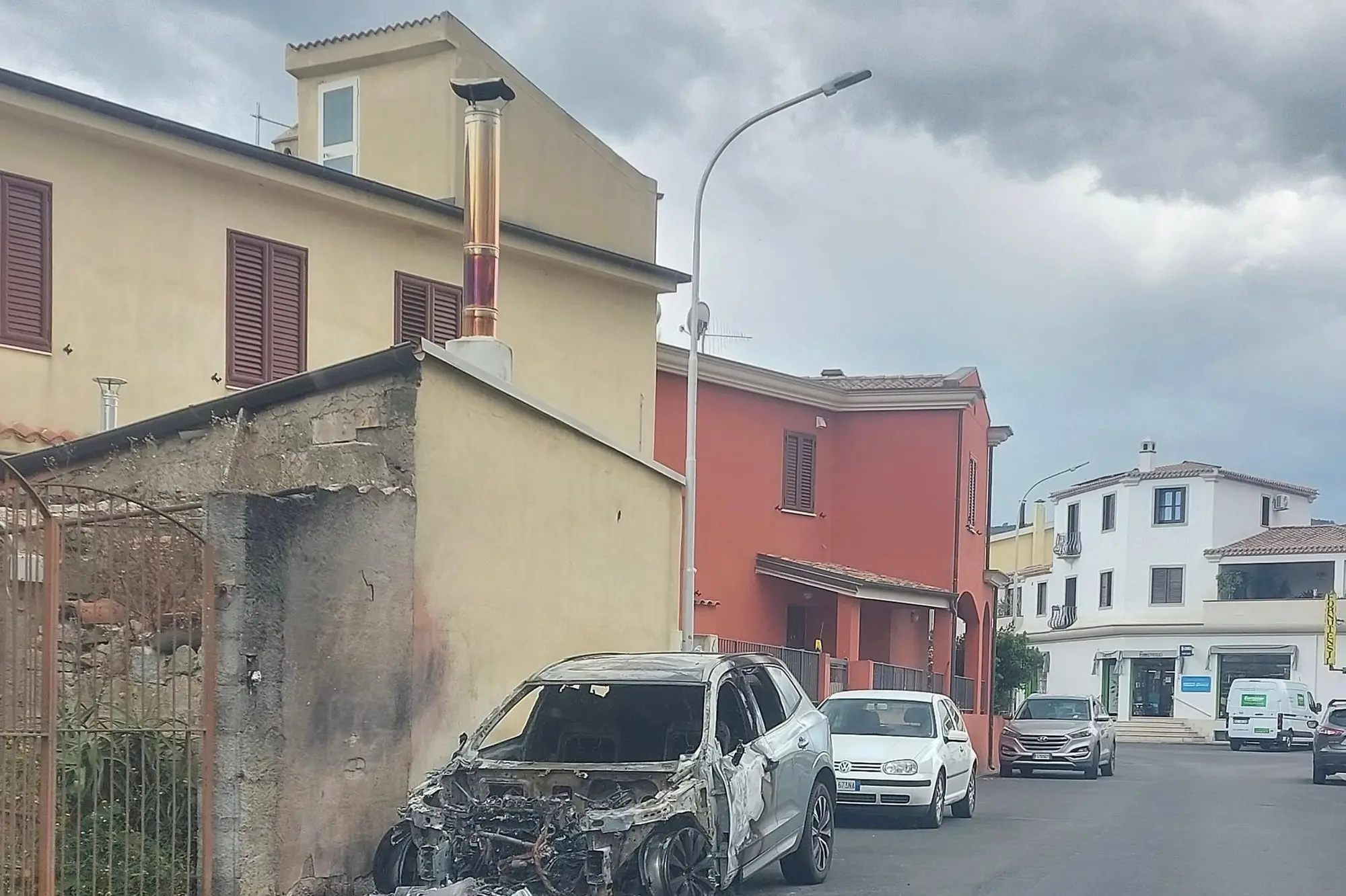 La Volvo XC60 bruciata (Secci)