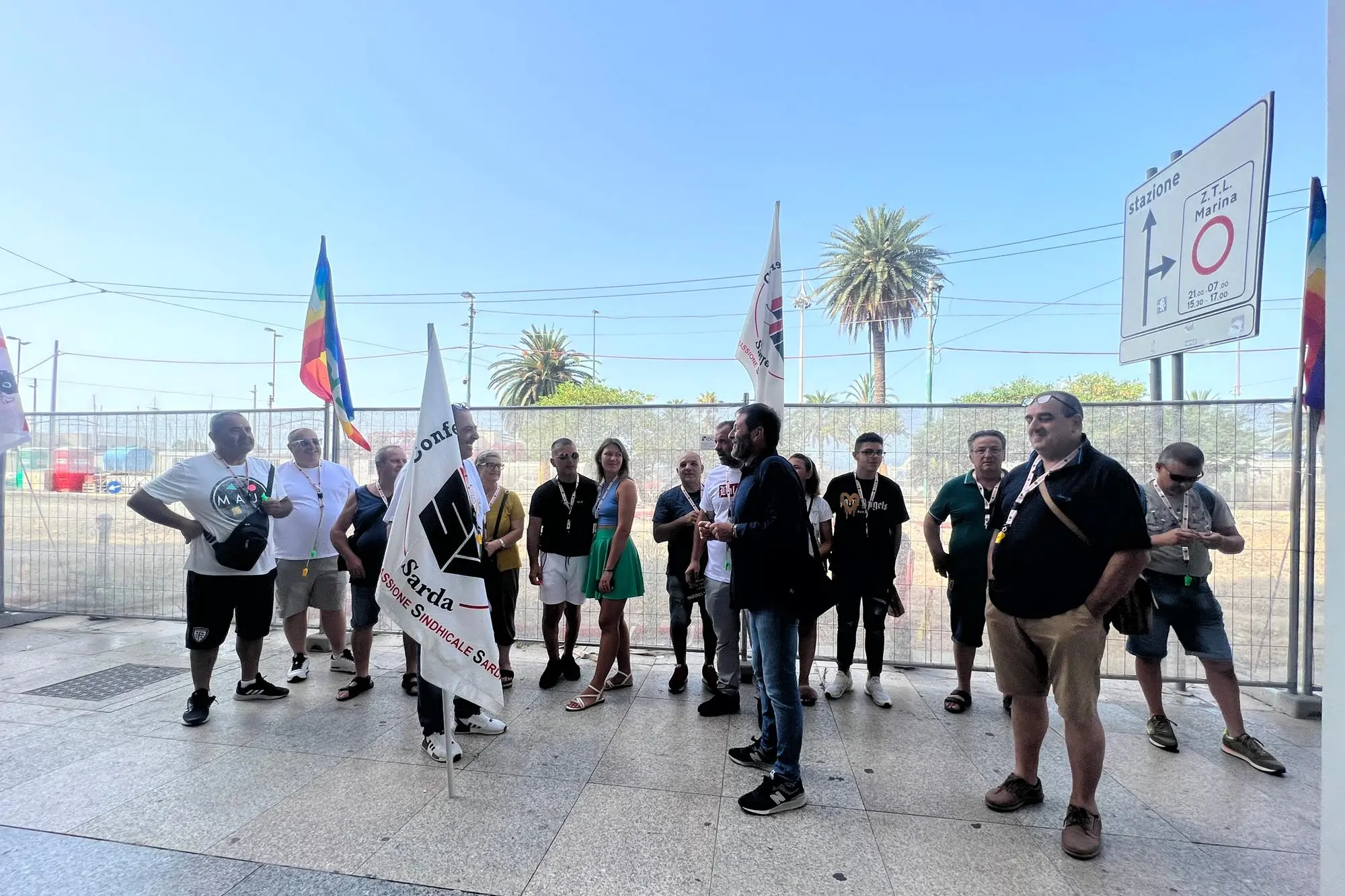 La protesta degli ambulanti a Cagliari (foto Melis)