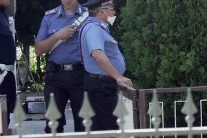 Polizia e carabinieri al lavoro (Archivio)