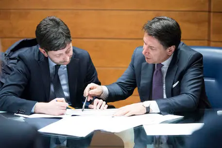 Giuseppe Conte e Roberto Speranza (Ansa)