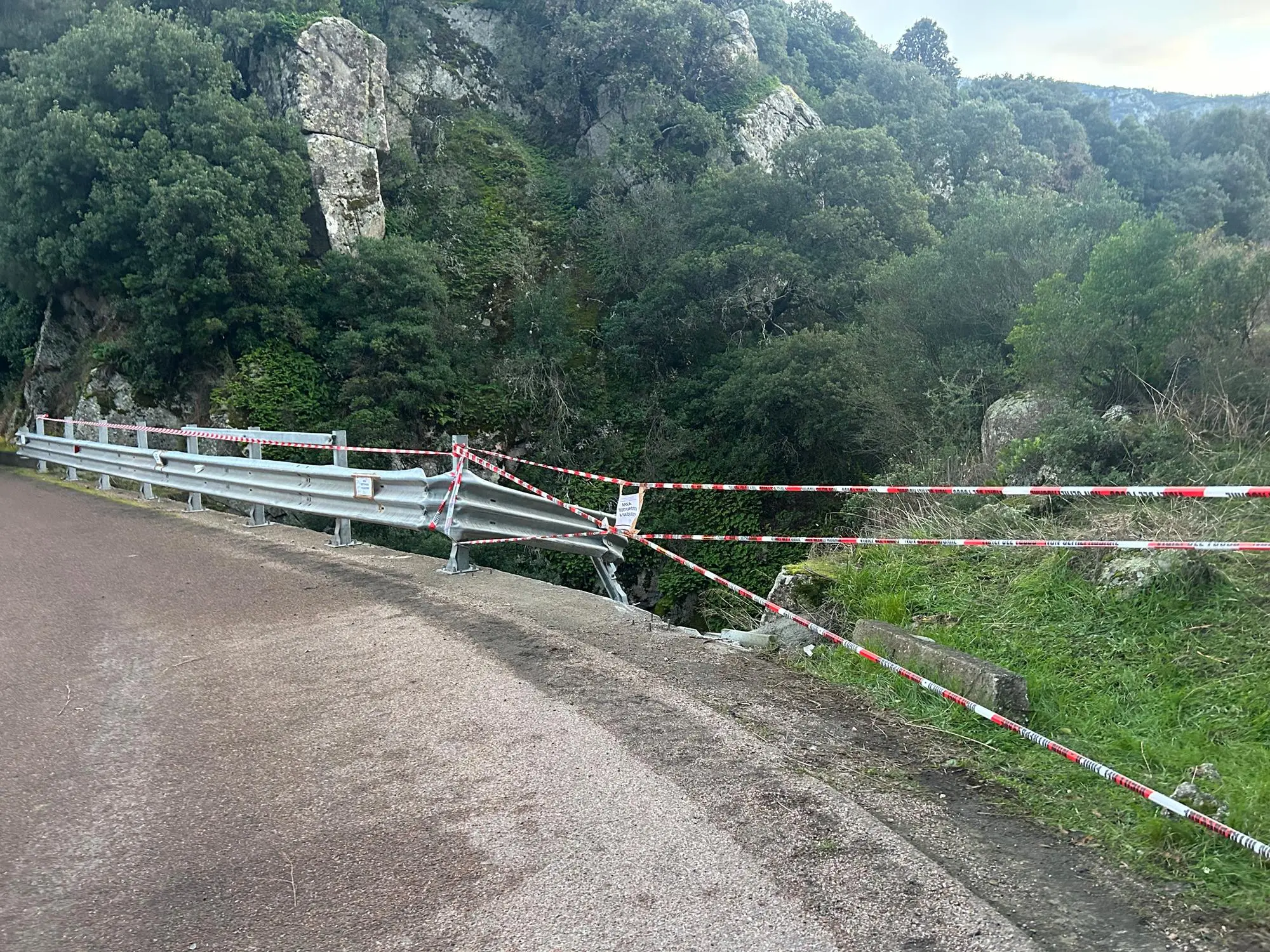 Il guardrail sotto sequestro (Secci)