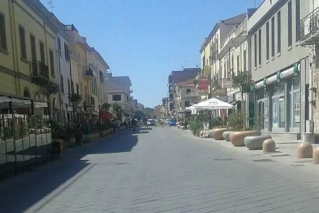 Il corso cittadino di Porto Torres (foto Pala)