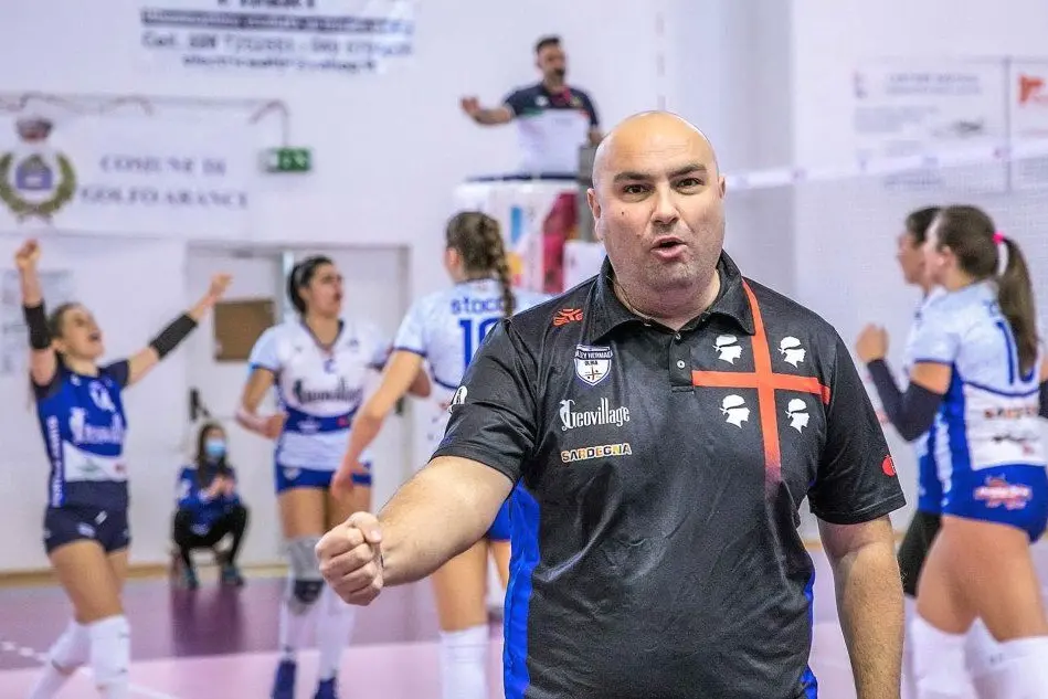 Emiliano Giandomenico, allenatore dell'Hermaea Olbia (foto Luigi Fiori)