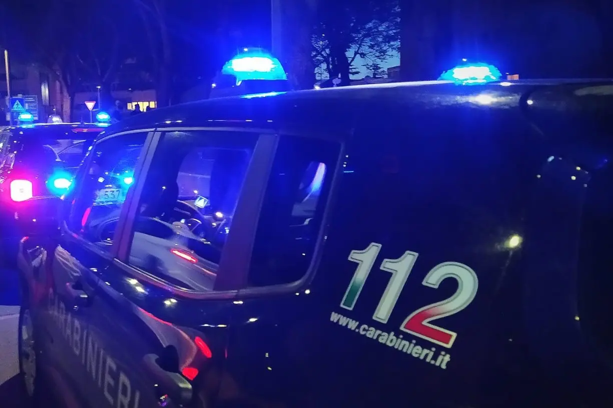 Carabinieri in servizio (Foto simbolo)