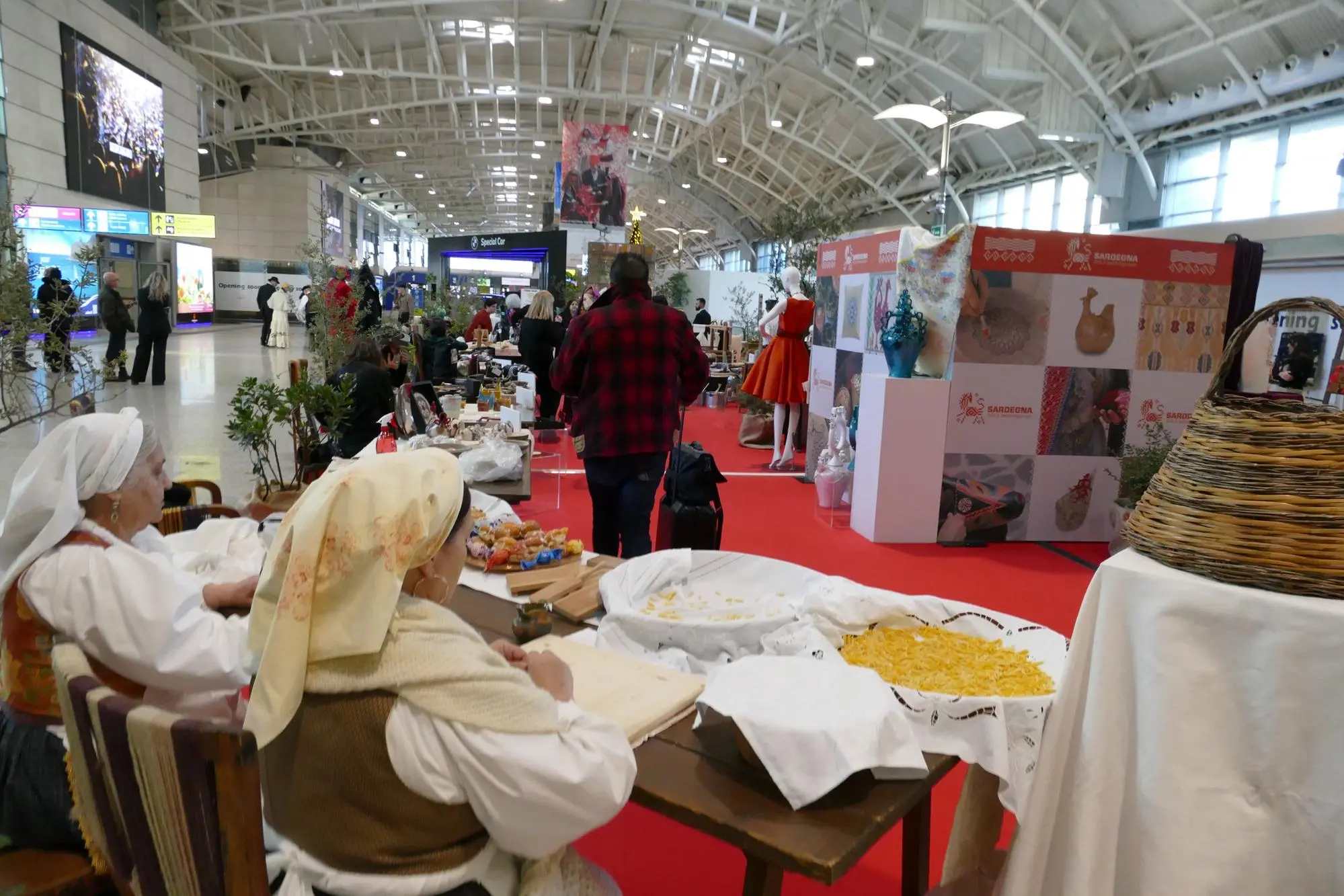 L'evento &quot;Artigiani in aeroporto&quot; nello scalo di Cagliari