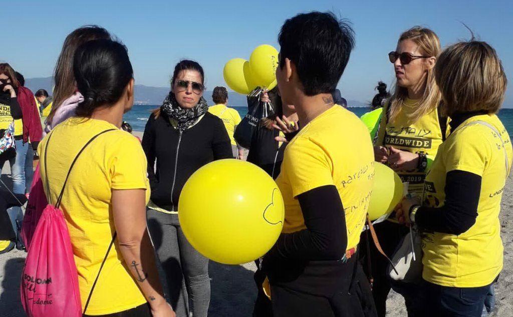 Endometriosi, decine di donne in marcia a Cagliari