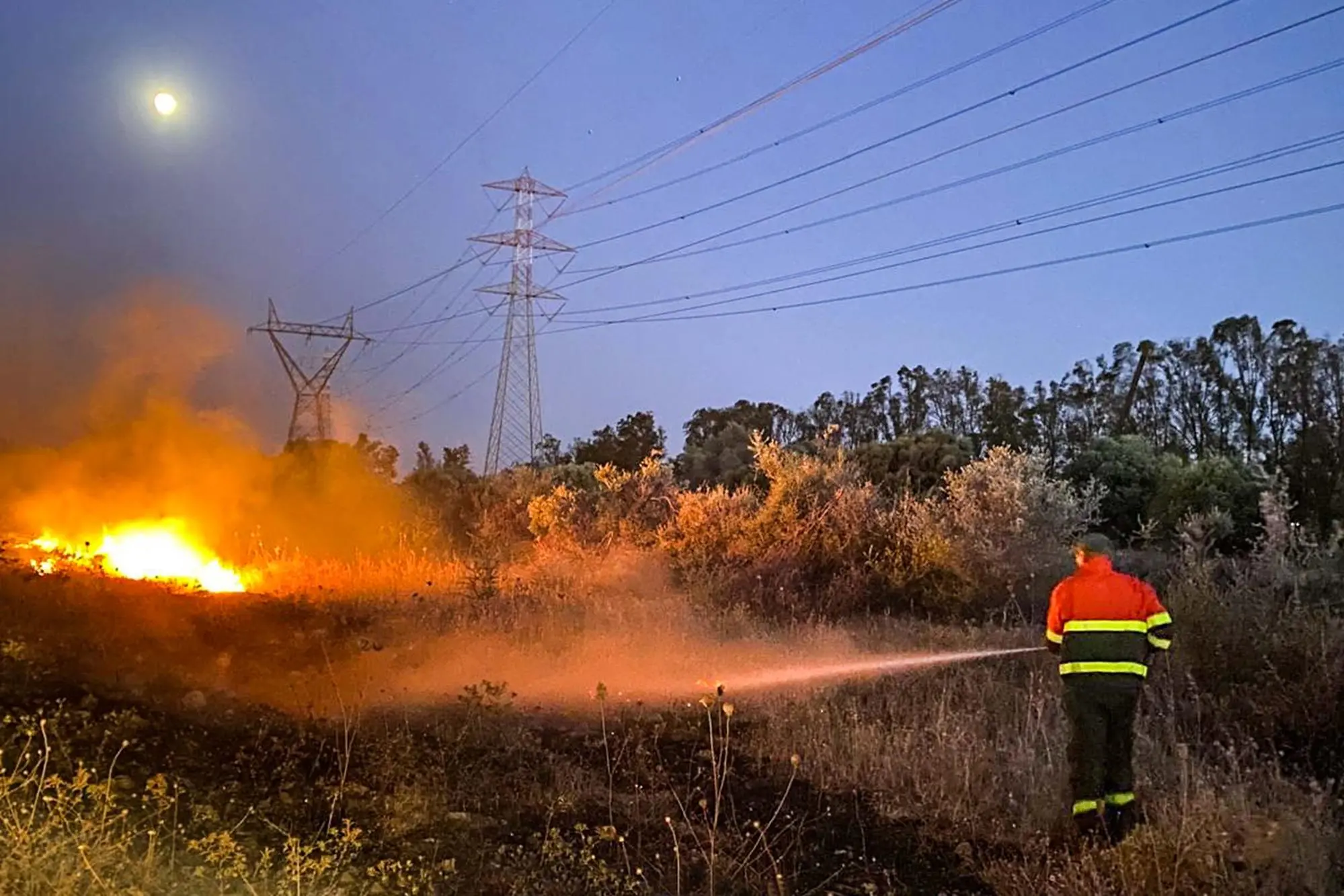 Incendio ad Assemini (foto Cucca)