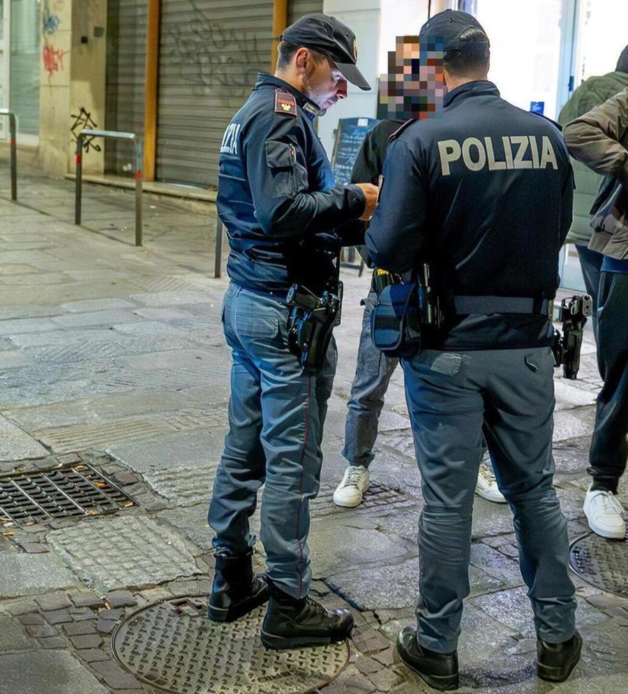 Controlli e identificazioni nella “zona rossa”