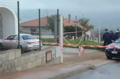L'auto a bordo di cui è stato ucciso Patrizio Lattone - foto Calvi
