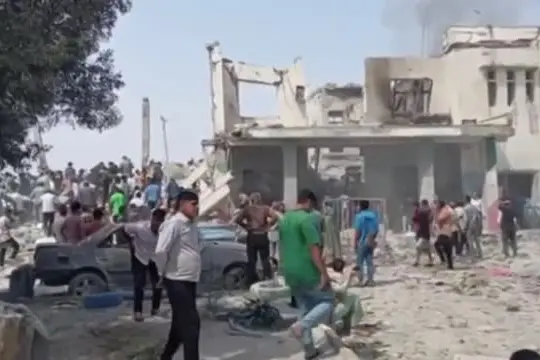 Iran accusa: Usa-Israele hanno colpito scuola, 40 bambine morte