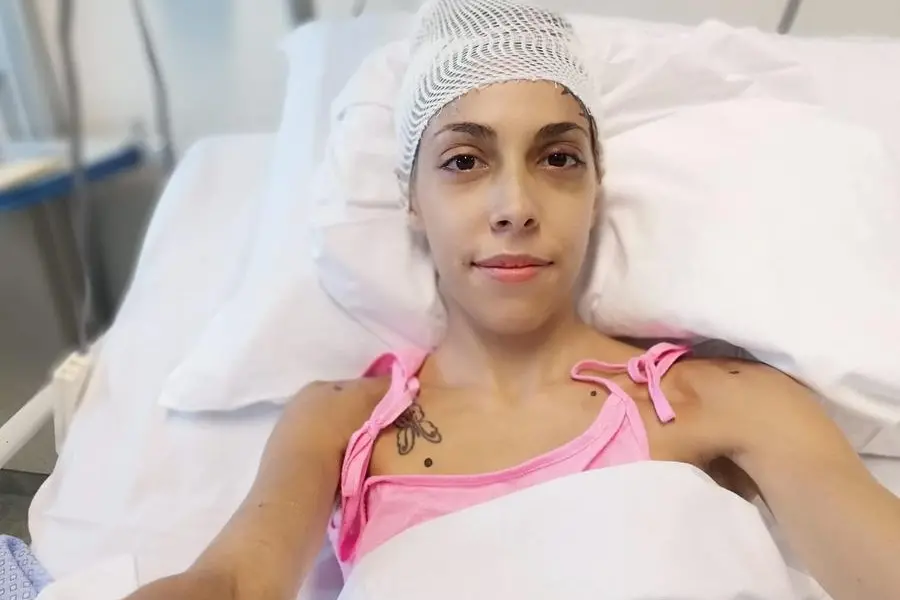 Arianna Fadda in ospedale (Foto L'Unione Sarda)