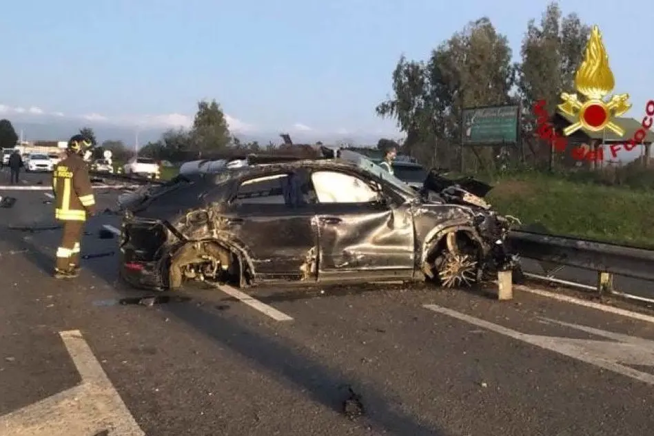 L'incidente (foto Vigili del fuoco)