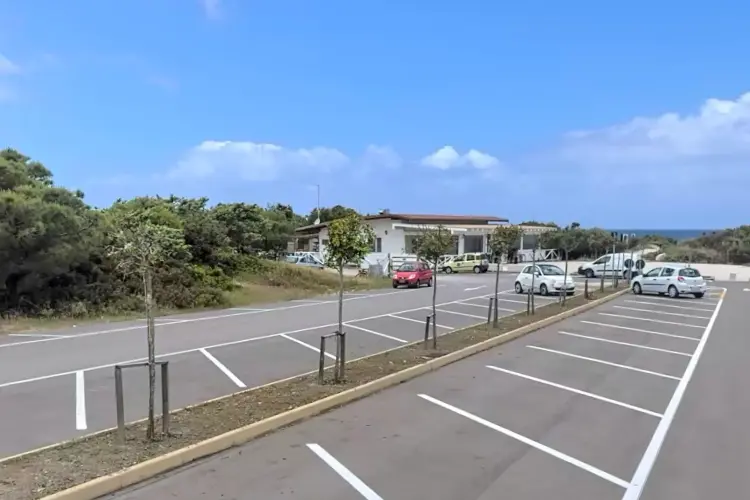 I parcheggi a pagamento a Platamona-Sorso (foto Pala)