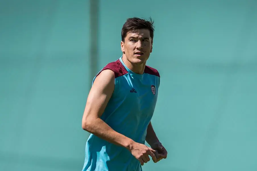 L’attaccante uzbeko del Cagliari Eldor Shomurodov, 28 anni (foto Spano)