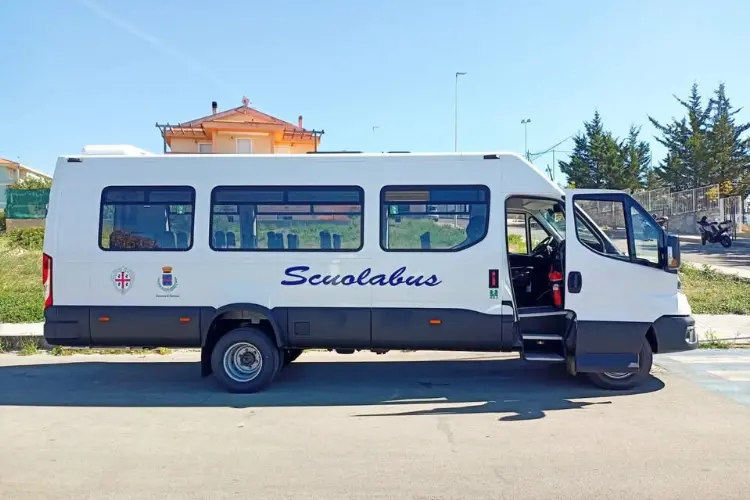 Lo scuolabus di Sennori (foto concessa)