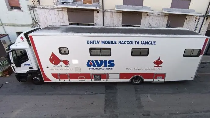 https://immagini.unionesarda.it/version/c:OGM5N2QxNzUtZTUwNi00:ZDRjMTQ3YWQtN2I4Ni00/image.webp?f=16:9