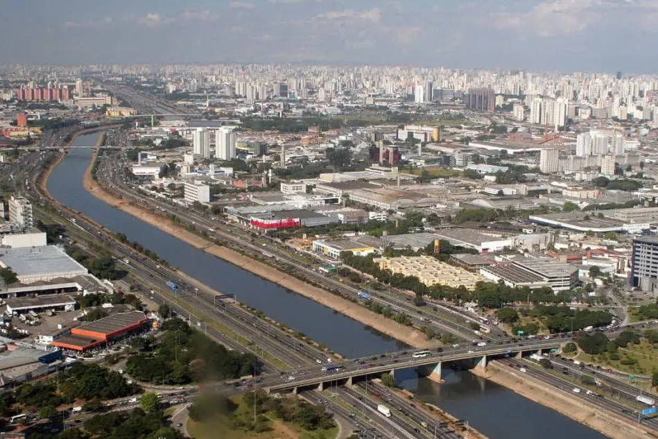 Panoramica di Sao Paulo (fonte Wikipedia)