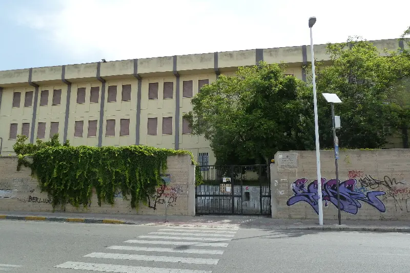 L'istituto "De Sanctis Deledda" (foto regione sardegna)