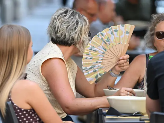In Sardegna altri 4 giorni di allerta per il caldo: termometri fino a 44 gradi - <a href="https://www.unionesarda.it/multimedia/cronaca-sardegna/il-caldo-non-abband