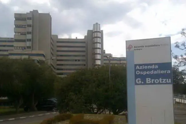 L'ospedale Brotzu (Ansa)